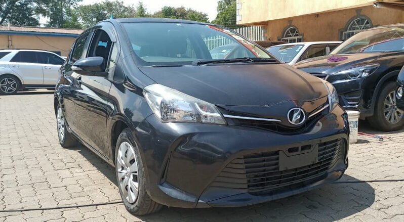 TOYOTA VITZ full