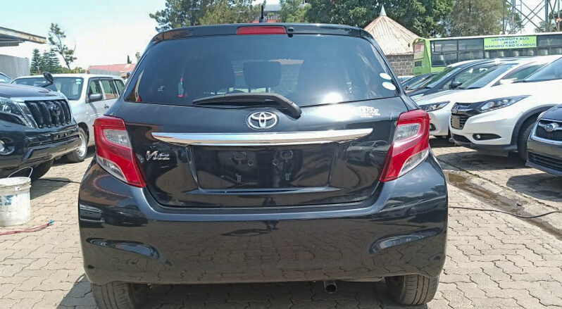 TOYOTA VITZ full