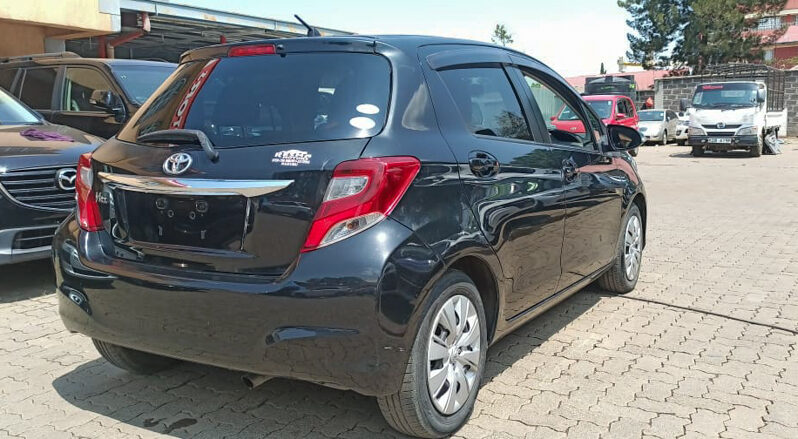 TOYOTA VITZ full
