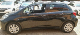 TOYOTA VITZ full