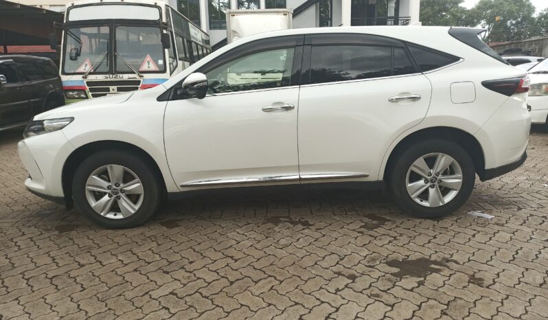 TOYOTA HARRIER 2019 full