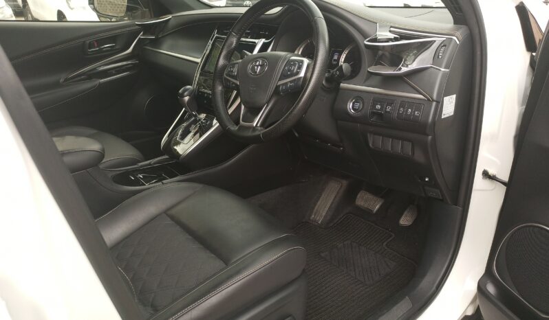 TOYOTA HARRIER 2019 full